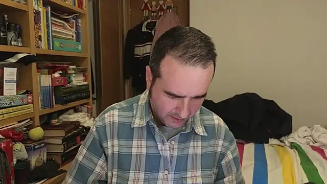 curiosillo83 online show from 04.15.26