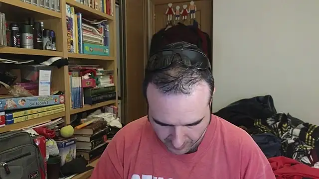 curiosillo83 online show from 04.18.26