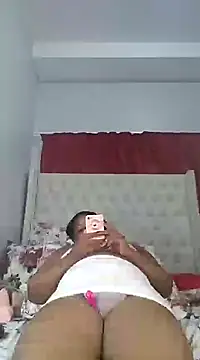 Snapshot of Sexypresh302 chatting on 12.18.24 Sexypresh302 online show from 12.18.24