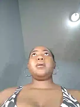 Snapshot of Sexypresh302 chatting on 01.21.25 Sexypresh302 online show from 01.21.25