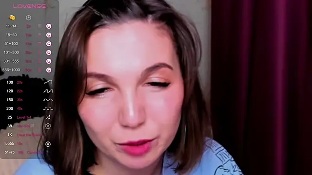 KindHazelHere  online show from 03.03.25