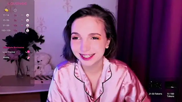 KindHazelHere  online show from 11.11.25