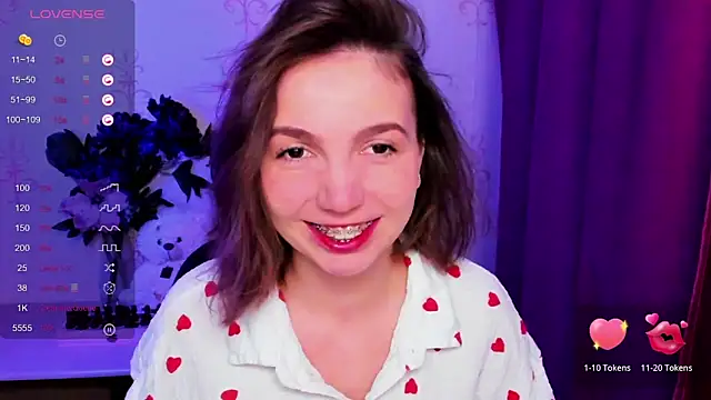 KindHazelHere  online show from 02.13.26