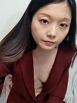 Lu Nana online show from 02.25.25