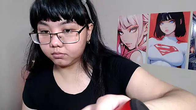 Snapshot of Moertomlly chatting on 02.08.25 Moertomlly online show from 02.08.25