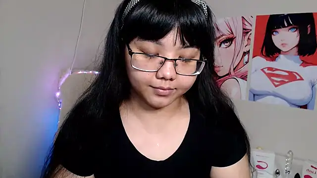 Snapshot of Moertomlly chatting on 02.09.25 Moertomlly online show from 02.09.25
