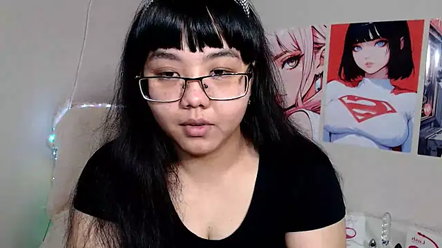 Snapshot of Moertomlly chatting on 02.10.25 Moertomlly online show from 02.10.25
