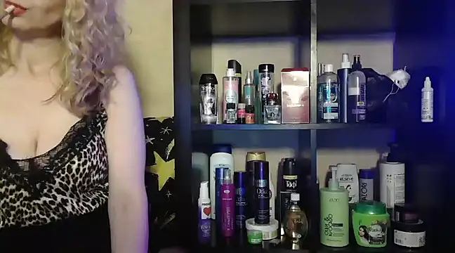 Natasha Nannette online show from 01.29.25