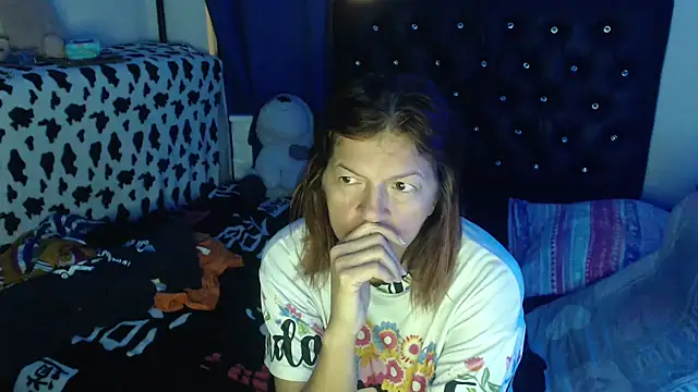 Snapshot of jellyfishhot chatting on 11.07.25 jellyfishhot online show from 11.07.25