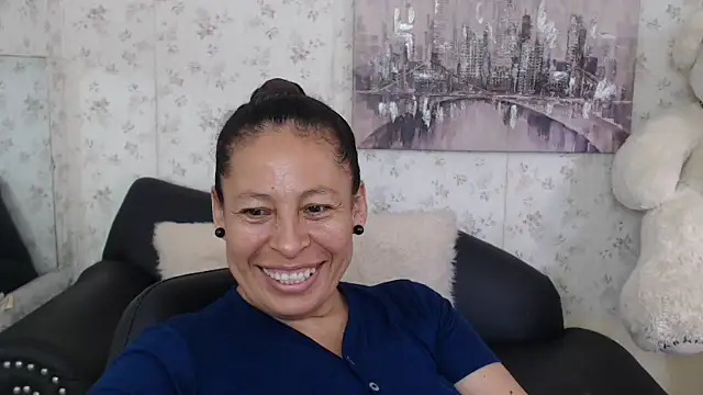 mature martina online show from 06.20.26