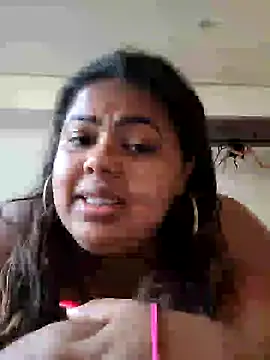 Snapshot of biancabombombbw chatting on 02.12.25 biancabombombbw online show from 02.12.25