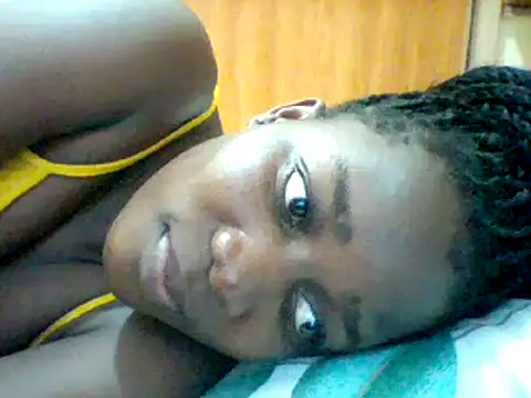 Snapshot of Alessandrajenna chatting on 02.18.25 Alessandrajenna online show from 02.18.25