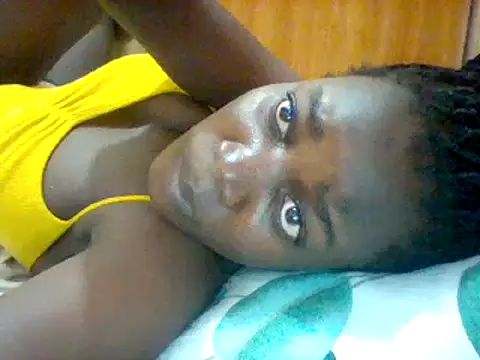 Snapshot of Alessandrajenna chatting on 02.21.25 Alessandrajenna online show from 02.21.25