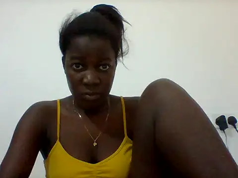 Snapshot of Alessandrajenna chatting on 02.04.26 Alessandrajenna online show from 02.04.26