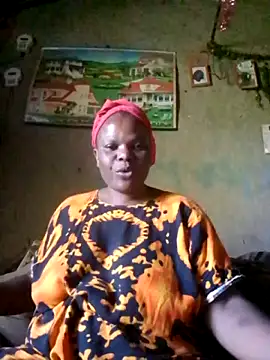 Snapshot of pretty-donna chatting on 04.15.26 pretty-donna online show from 04.15.26