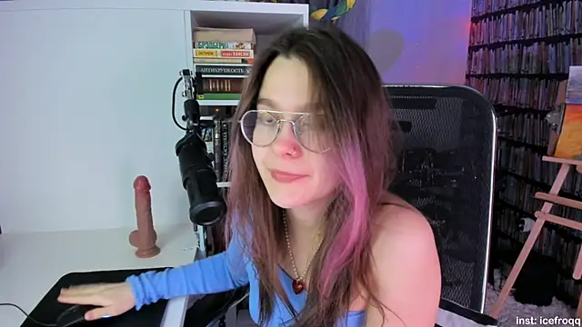 icefroqq online show from 02.23.25