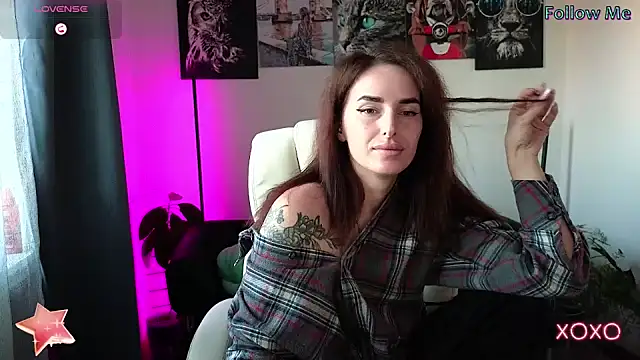 xx adrihanna xx online show from 02.12.25