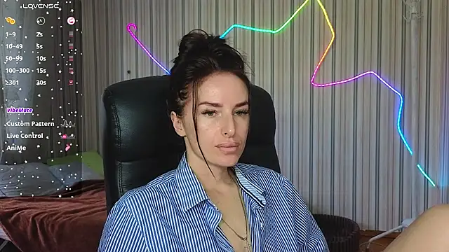 Snapshot of xx_adrihanna_xx chatting on 07.16.26 xx adrihanna xx online show from 07.16.26