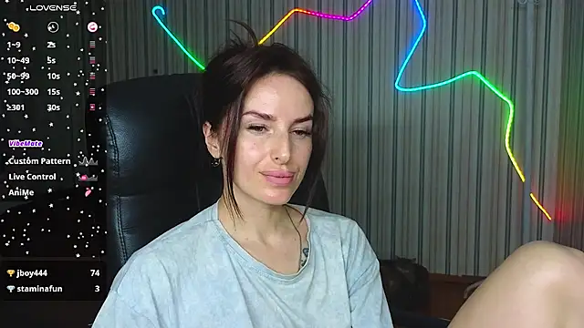 Snapshot of xx_adrihanna_xx chatting on 07.24.26 xx adrihanna xx online show from 07.24.26