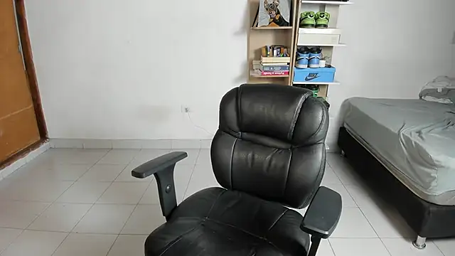 imtonny19 online show from 10.12.25