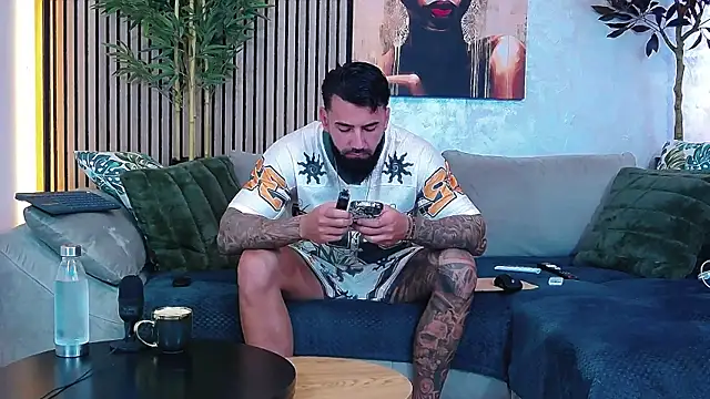 masterkingofmusclee online show from 06.01.26