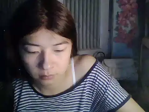 Snapshot of CarlyJoy chatting on 06.04.26 CarlyJoy online show from 06.04.26