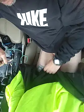 Snapshot of deepstroker42071 chatting on 02.16.25 deepstroker42071 online show from 02.16.25