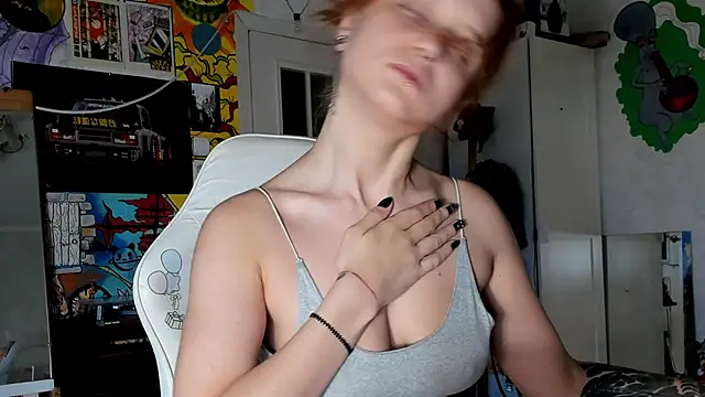 Sunny Mouse  online show from 09.13.25