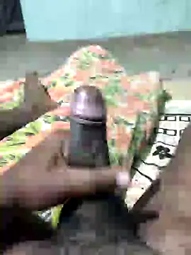 Snapshot of SILENT_FUCKER_01 chatting on 01.19.25 SILENT FUCKER 01 online show from 01.19.25