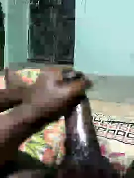 Snapshot of SILENT_FUCKER_01 chatting on 03.01.25 SILENT FUCKER 01 online show from 03.01.25