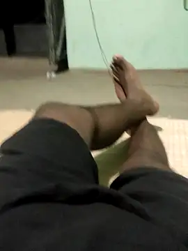 Snapshot of SILENT_FUCKER_01 chatting on 10.07.25 SILENT FUCKER 01 online show from 10.07.25