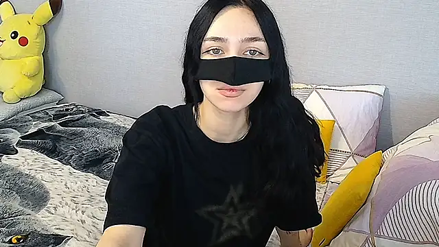 Snapshot of KathrineBerry chatting on 02.10.25 KathrineBerry online show from 02.10.25