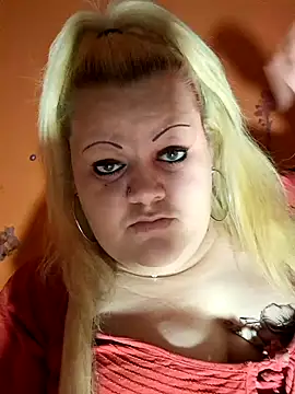 Snapshot of ducicsajsziii chatting on 12.11.24 ducicsajsziii online show from 12.11.24