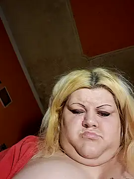 Snapshot of ducicsajsziii chatting on 12.12.24 ducicsajsziii online show from 12.12.24