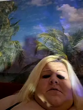 Snapshot of ducicsajsziii chatting on 02.09.25 ducicsajsziii online show from 02.09.25