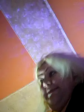 Snapshot of ducicsajsziii chatting on 03.06.25 ducicsajsziii online show from 03.06.25