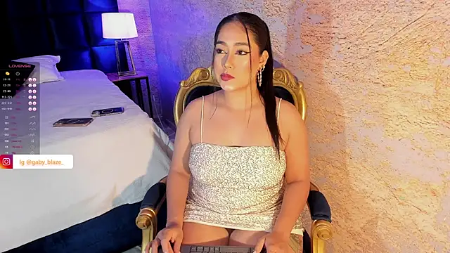 Snapshot of Gaby_Blaze chatting on 02.03.25 Gaby Blaze online show from 02.03.25