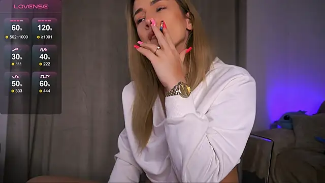 AishaCarter online show from 02.13.25