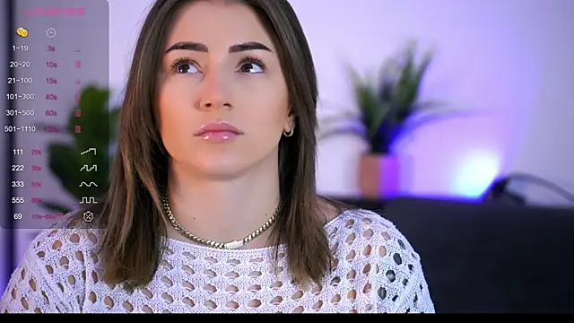 AishaCarter online show from 10.29.25