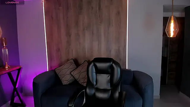 Snapshot of AlessiaCorleone_ chatting on 02.20.25 AlessiaCorleone  online show from 02.20.25