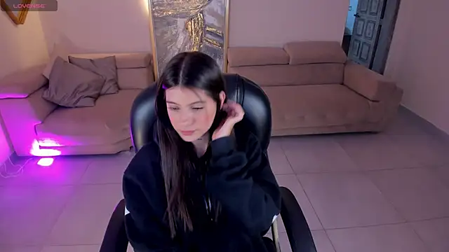 Snapshot of AlessiaCorleone_ chatting on 03.22.25 AlessiaCorleone  online show from 03.22.25