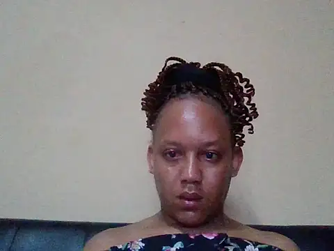 Snapshot of ShooingBunch chatting on 10.14.25 ShooingBunch online show from 10.14.25