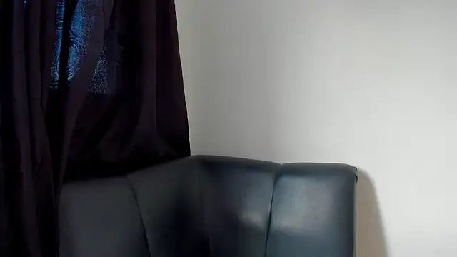 Snapshot of squirttati33 chatting on 02.07.25 squirttati33 online show from 02.07.25