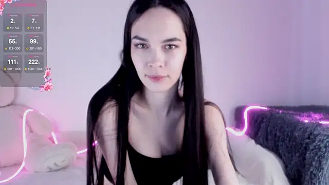 Snapshot of 666kisses chatting on 03.07.25 666kisses online show from 03.07.25