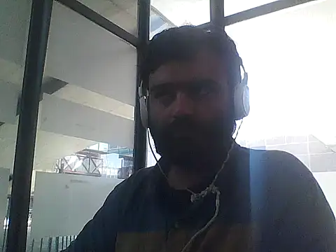 Snapshot of JohnBond009 chatting on 07.15.26 JohnBond009 online show from 07.15.26