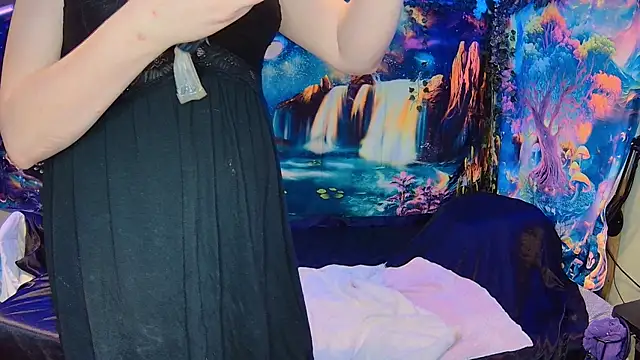 Faye Wilde online show from 03.12.25