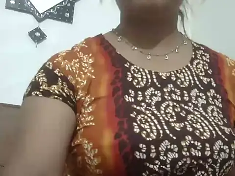 Snapshot of shekira99 chatting on 04.20.26 shekira99 online show from 04.20.26