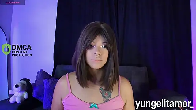 Snapshot of yungelitamor_ chatting on 02.19.26 yungelitamor online show from 02.19.26