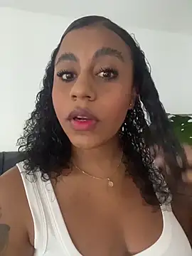 Snapshot of charlotteeruss chatting on 03.09.26 charlotteeruss online show from 03.09.26