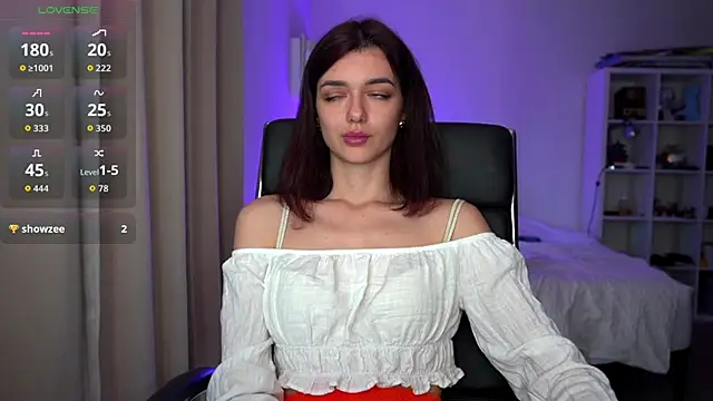 olivia jeas online show from 10.17.25